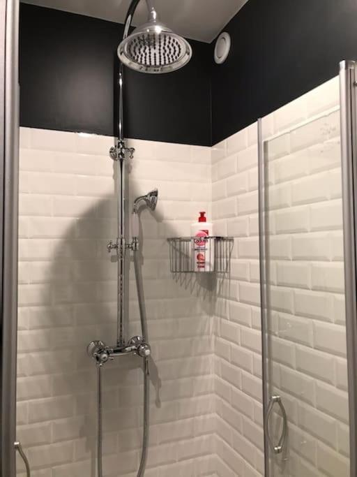 Sejour Detente Au Coeur De Macon Spa,Cine,Bouteille Offerte ภายนอก รูปภาพ